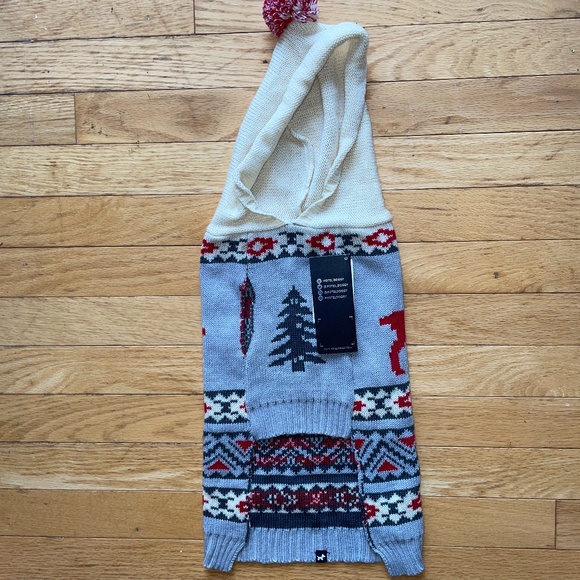 Brand New Hotel Doggy Fair Isle Sweater with Pom-pom - Picture 6 of 10